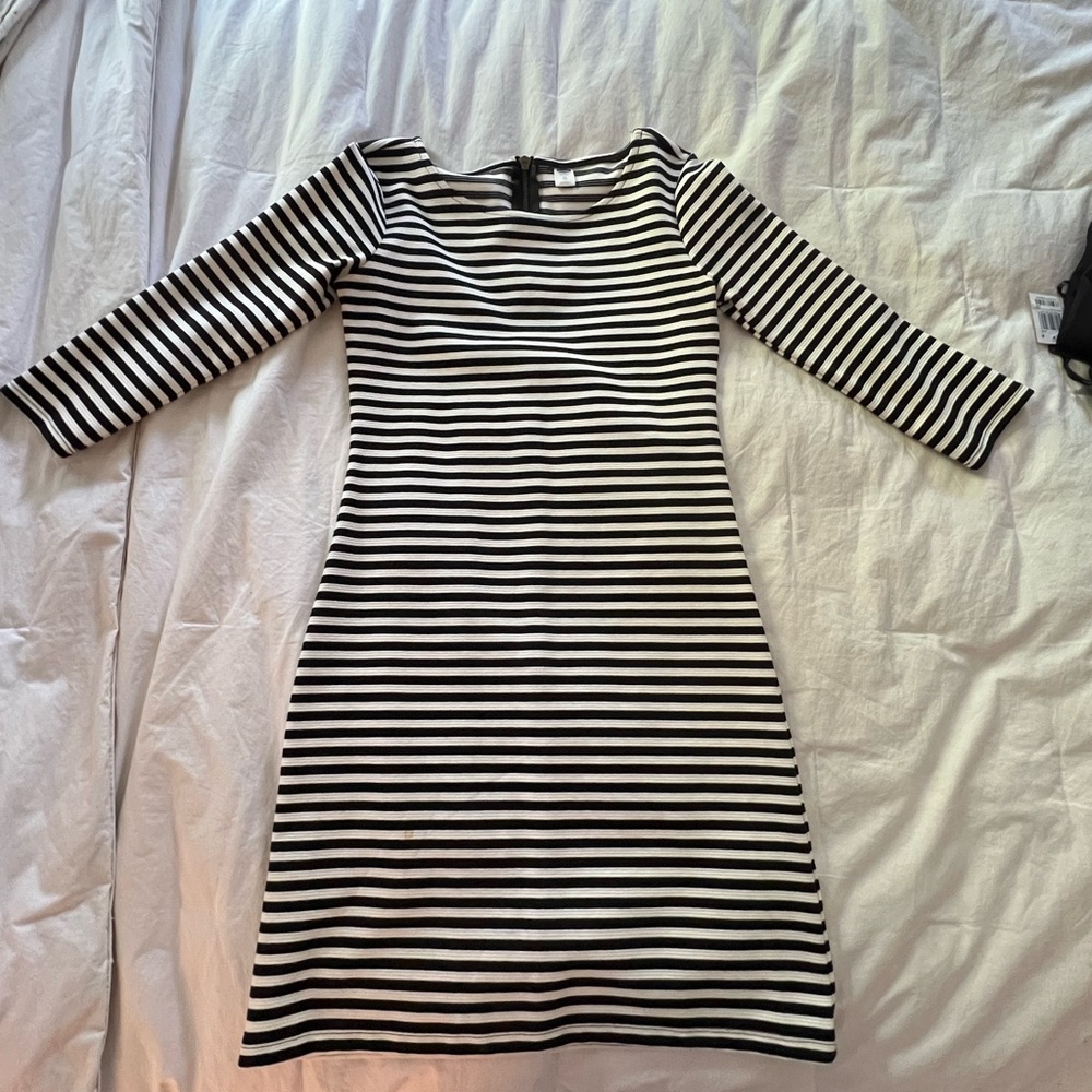 Old Navy 3/4 Sleeve Dress
